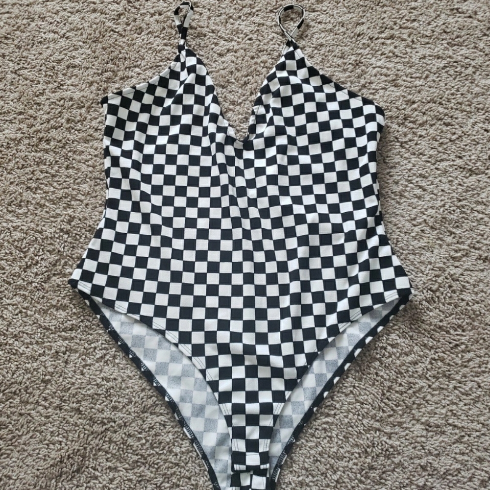 💓 plus size checkered bodysuit !!